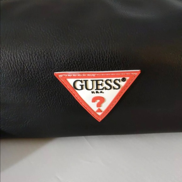 Guess Los Angeles Genuine Leather Toiletry Bag - Picture 2 of 8